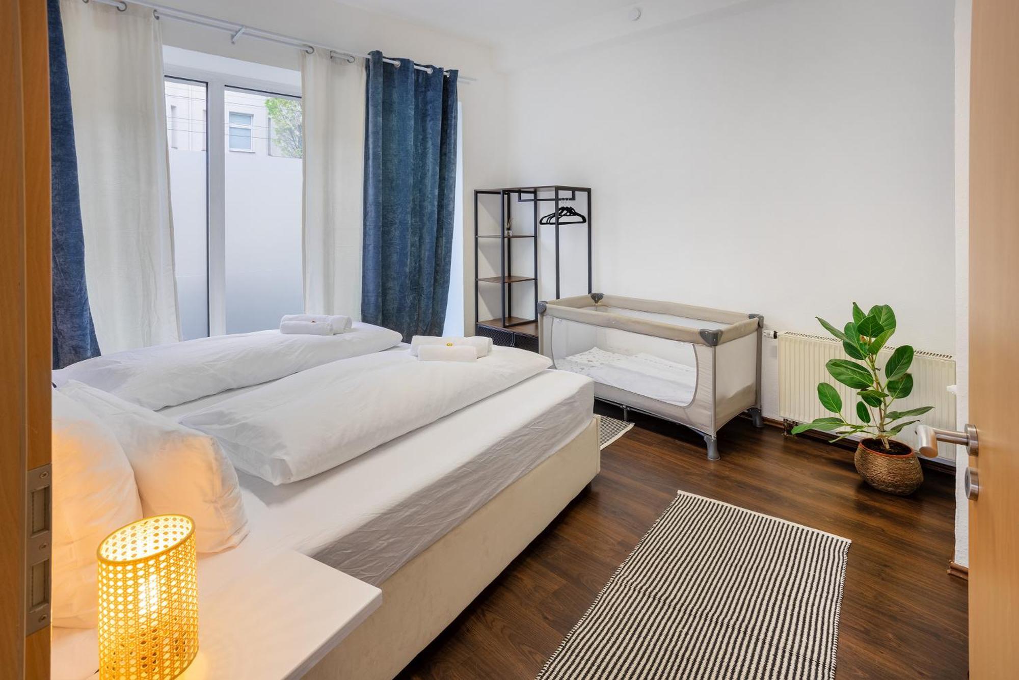 Ruhrapartments #Naehe A40 #Zentral #Fastwifi #Perfekt Fuer Familien Und Geschaeftsreisen Bochum Ngoại thất bức ảnh